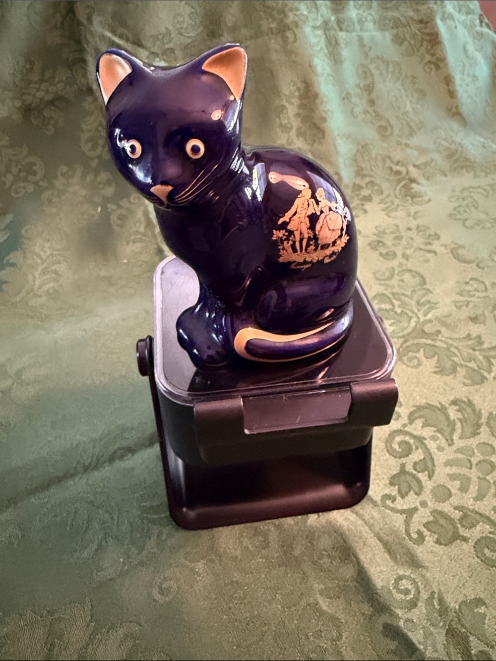 Vtg Limoges Castel France Cobalt Blue Porcelain Cat Figurine 22K
Gold Detail